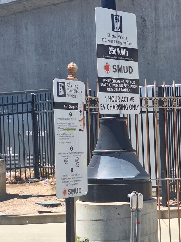 Image of SMUD EV charger at the Sacramento Valley Station